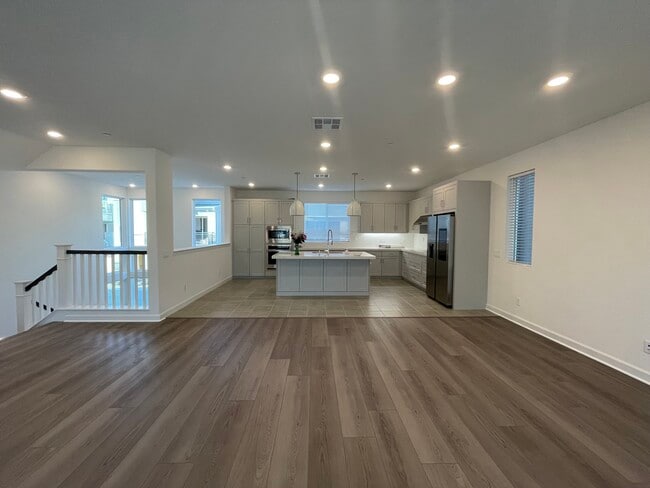 11812 Ella Wy in San Diego, CA - Building Photo - Building Photo