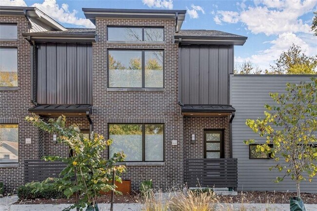 property at 707 SE A St