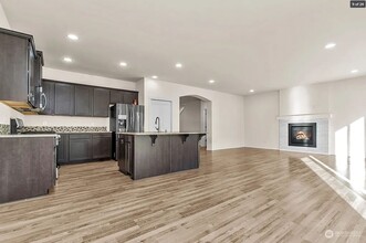 2906 Fiddleback St NE in Lacey, WA - Building Photo - Building Photo