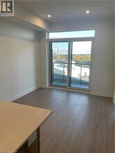 25 Wellington St S in Kitchener, ON - Building Photo - Building Photo