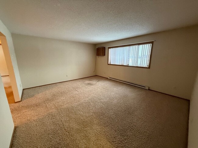 2010 Ash Ave NE in Watertown, SD - Building Photo - Building Photo