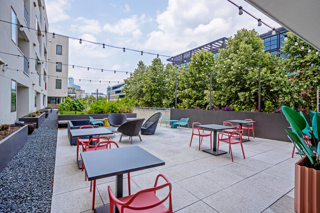 Talavera Lofts in Austin, TX - Foto de edificio - Building Photo