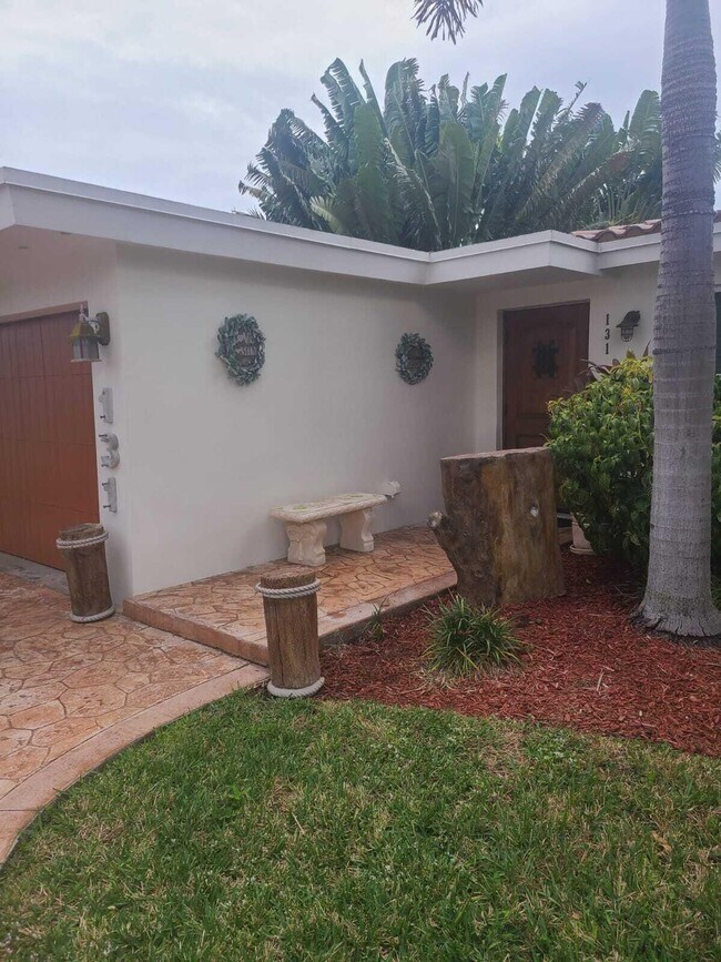 property at 131 SE 13th St