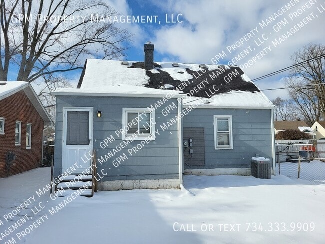 6339 Hampden St in Taylor, MI - Building Photo - Building Photo