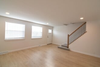 5004 E Hinsdale Pl in Centennial, CO - Building Photo - Building Photo