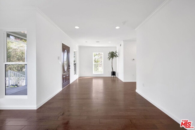 2124 Reservoir St in Los Angeles, CA - Building Photo - Building Photo