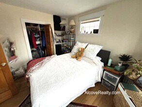21 Sartwell Ave, Unit 3 in Somerville, MA - Building Photo - Building Photo