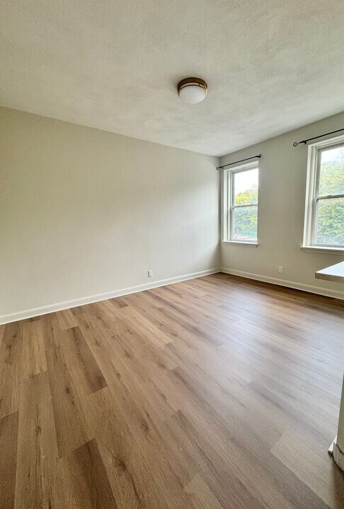 1411 Commonwealth Ave, Unit 303 in Boston, MA - Building Photo