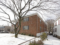 12 Belltown Rd in Stamford, CT - Building Photo - Building Photo