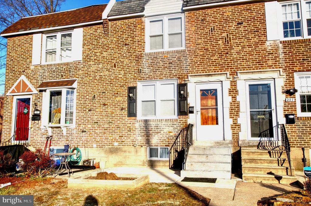 289 Gramercy Dr in Clifton Heights, PA - Building Photo