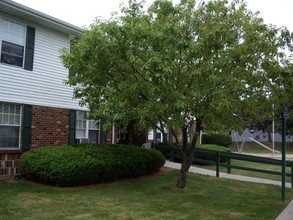 Woodsview Manor Apartments in Standish, MI - Building Photo - Building Photo