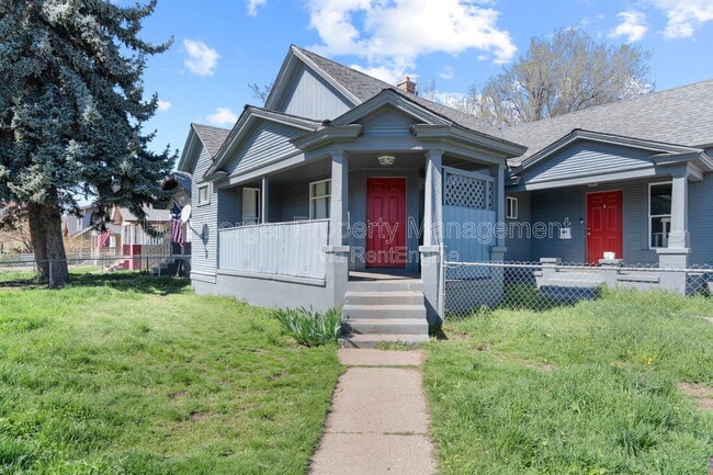 2704 W Boone Ave in Spokane, WA - Building Photo - Building Photo