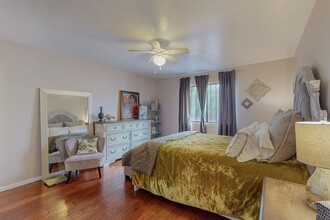 6921 Cleghorn Rd NW in Albuquerque, NM - Foto de edificio - Building Photo