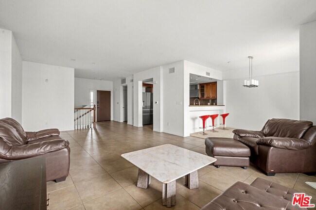 13031 Villosa Pl in Los Angeles, CA - Building Photo - Building Photo