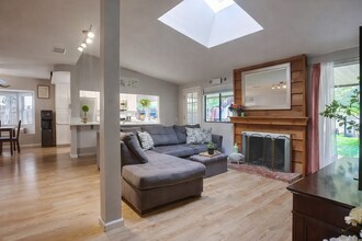 1140 Harding St in Escondido, CA - Building Photo - Building Photo