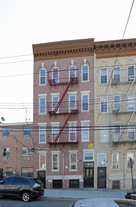 3644 Holland Ave in Bronx, NY - Building Photo