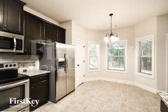 448 Louise Way in Locust Grove, GA - Building Photo - Building Photo