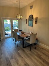 8915 NW 164th St in Miami Lakes, FL - Building Photo - Building Photo