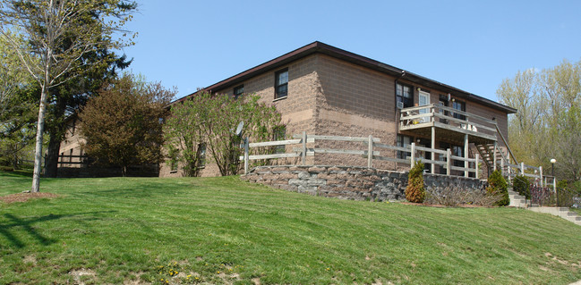 Coffeen Heights Apartments in Watertown, NY - Building Photo - Building Photo