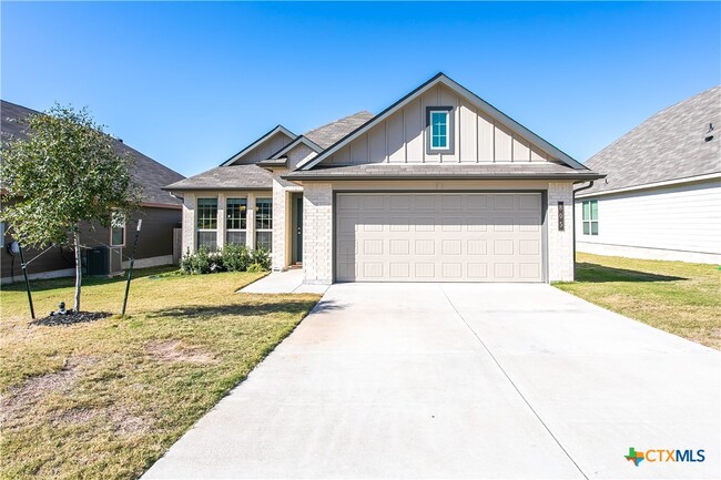 property at 805 Stockdale Rd