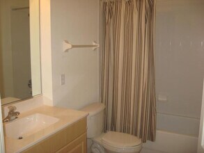 868 Saranac Lake Dr in Venice, FL - Building Photo - Building Photo