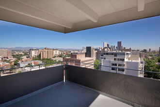 The Somerset Apartments in Denver, CO - Building Photo - Building Photo