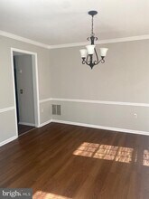 12101 Amblewood Dr in Laurel, MD - Building Photo - Building Photo