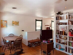 817 E Johnson St, Unit 1-2 in Madison, WI - Building Photo - Building Photo