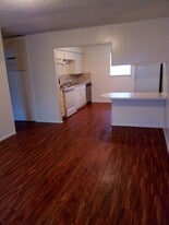 1815 SW B Ave #D Apartments