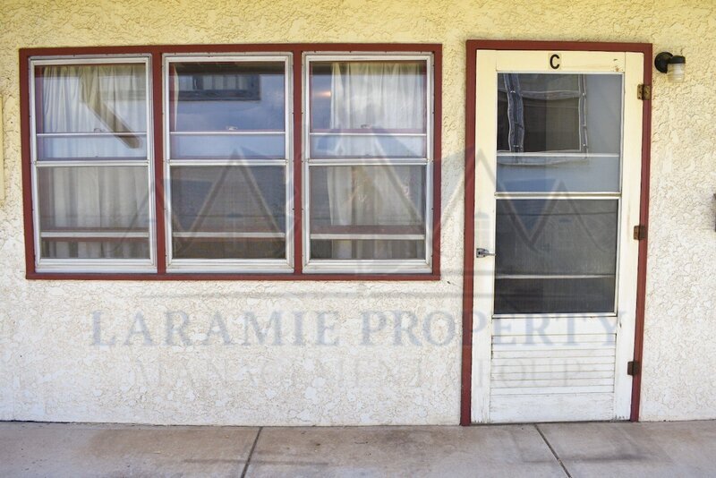 610 S 6th St in Laramie, WY - Building Photo