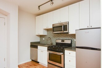 2839 W Palmer St in Chicago, IL - Building Photo - Building Photo