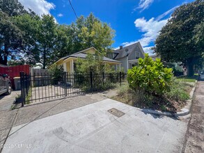 426 Walnut Ct in Jacksonville, FL - Building Photo - Building Photo