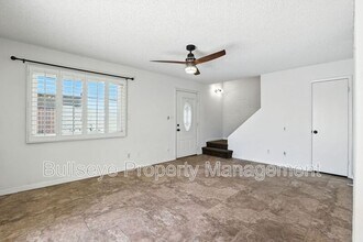 7832 E Rovey Ave in Scottsdale, AZ - Building Photo - Building Photo