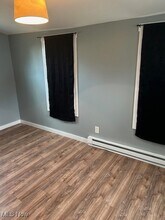 782 Grantwood Ave in Sheffield Lake, OH - Building Photo - Building Photo