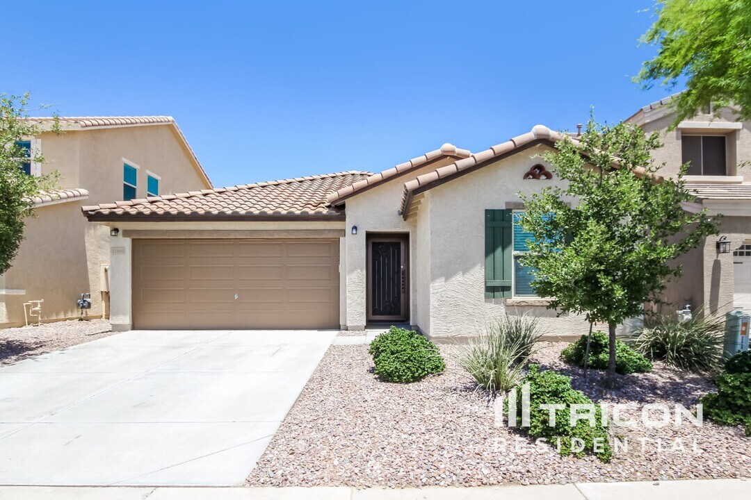 11940 W El Cortez Pl in Peoria, AZ - Building Photo
