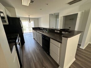 2004 Tara's Trace Dr in Statesville, NC - Building Photo - Building Photo