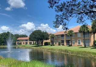 14970 Vista View Way in Ft. Myers, FL - Foto de edificio - Building Photo