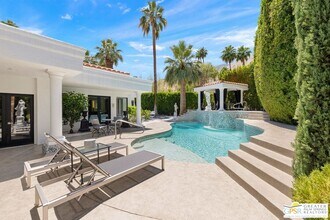 270 W Lilliana Dr in Palm Springs, CA - Building Photo - Building Photo
