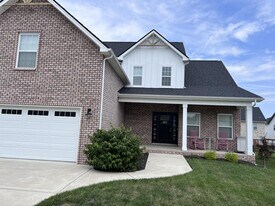 557 Dexter Dr in Clarksville, TN - Building Photo