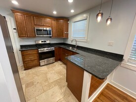 4604 Meadow Ct in Knoxville, TN - Building Photo