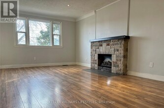 678 Oxford St E in London, ON - Building Photo - Building Photo