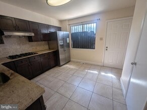 1624 W Diamond St in Philadelphia, PA - Building Photo - Building Photo