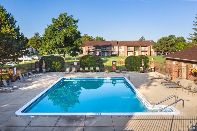 Evergreen Park Townhomes and Apartments