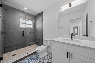 12335 Yellow Rose Cir in Riverview, FL - Building Photo - Building Photo