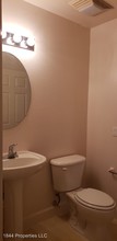 75 E Agate Ave-Unit -#401 in Las Vegas, NV - Building Photo - Building Photo