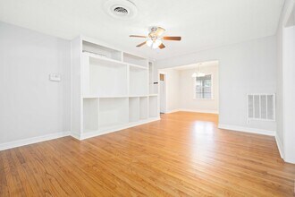205 Woodard St in Houston, TX - Building Photo - Building Photo