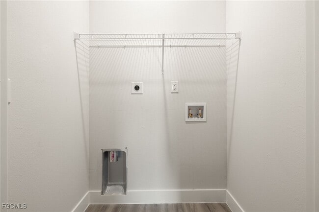 property at 14985 Sunset Eve Lp