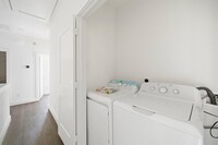 835 Paul Quinn St photo'