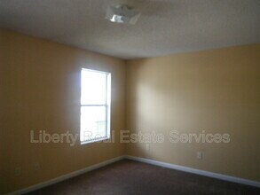 1100 Pineland Ave in Hinesville, GA - Building Photo - Building Photo