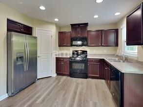 670 Ferguson Ave in Delaware, OH - Building Photo - Building Photo
